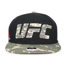 Reebok UFC FLAT VISOR FLEX BLACK DIGITAL CAMO FF2536815画像