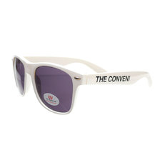 THE CONVENI SUNGLASSES WHITE画像