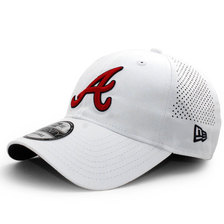 NEW ERA ATLANTA BRAVES PERF PIVOT 9TWENTY STRAPBACK WHITE NR11591271画像