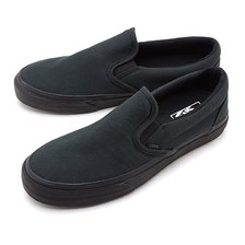 VANS CLASSIC SLIP-ON UC MADE FOR THE MAKERS BLACK VN0A3MUDV7W画像