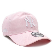 NEW ERA &times; MoMA NEW YORK YANKEES 9TWENTY CAP PINK画像