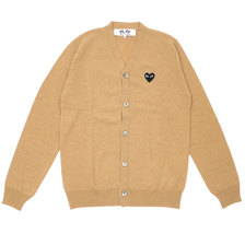 PLAY COMME des GARCONS MENS BLACK HEART WOOL CARDIGAN BEIGExBLACK画像