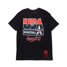 Mitchell & Ness 1992 USA DREAM TEAM BASKETBALL TEE BLACK BMTRCW18462画像