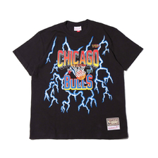 Mitchell & Ness LIGHTNING TEE CHICAGO BULLS BLACK SSTEEF18012画像