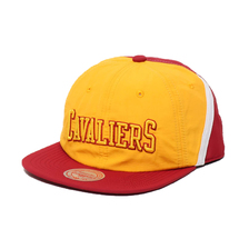 Mitchell & Ness ANORAK SNAPBACK CAVALIRES YELLOW BH78B8-CCAYHO3画像