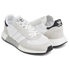 adidas MARATHON TECH FTWWHT / FTWWHT / CBLACK EE4925画像