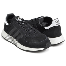 adidas MARATHON TECH CBLACK / CBLACK / FTWWHT EE4924画像
