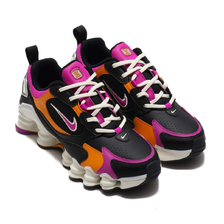 NIKE W SHOX TL NOVA BLACK/HYPER VIOLET-SAIL-AMBER RISE AT8046-002画像