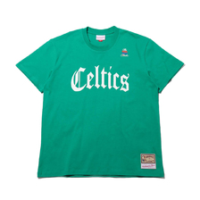 Mitchell & Ness Old English T-Shirts - BOS.Celtics GREEN SSTEEF18024-BCE画像