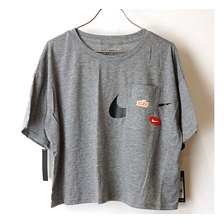 NIKE ウィメンズ グラフィック アイコン CL W S/S トップ カーボンヘザー CJ3481-091画像