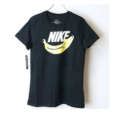 NIKE ウィメンズ シーズナル プリント 1 Tシャツ BLACK CK4376-010画像