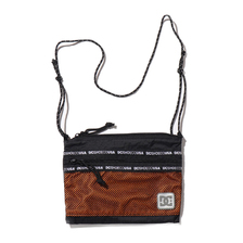 DC SHOES 20 NECKPOUCH BLACK x ORANGE 5130J012-BKO画像
