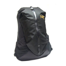 ARC'TERYX ARRO 16 DAYPACK black画像