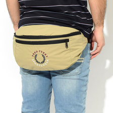 FRED PERRY Branded Ripstop Cross Body Bag L8273画像