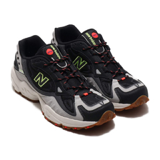 new balance ML703BD BLACK/YELLOW画像