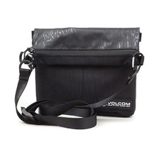 VOLCOM JPN TTT SACOCHE BLK D6502001画像