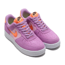 NIKE WMNS AIR FORCE 1 '07 SE VIOLET STAR/ORANGE PULSE-LT ARCTIC PINK CJ1647-500画像