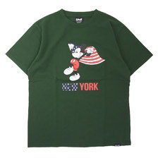 Schott &times; Disney T-SHIRT NEW YORK MICKEY MOUSE DARK GREEN 3103132画像