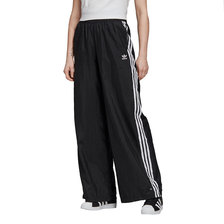 adidas PANTS BLACK FS8391画像