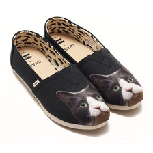 TOMS &times; IWAGO ALPARGATA Black Gray Cat Print 10015607画像