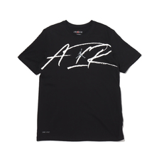 JORDAN BRAND AS M J SCRIPT AIR DFCT SS CREW BLACK/WHITE/SMOKE GREY CN3579-010画像