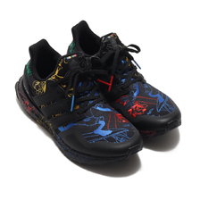 adidas ULTRABOOST DNA &times; DISNEY CORE BLACK/CORE BLACK/BLUE FV6050画像