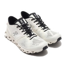 On Cloud X White/Black 40-99707画像