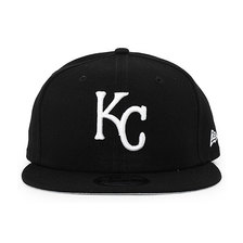 NEW ERA KANSAS CITY ROYALS 9FIFTY SNAPBACK CAP BLACKOUT NR11591049画像