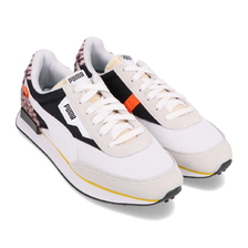 PUMA FUTURE RIDER W.CATS WHITE/BLACK 374768-01画像