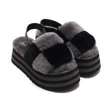 UGG Disco Checker Slide BLACK / DARK GREY 1113490-BDGRY画像