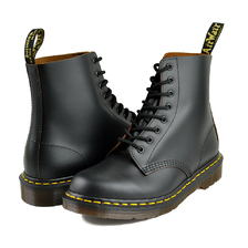 Dr.Martens VINTAGE 1460 8HOLE BOOT BLACK 12308001画像