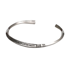 Adawat'n Tuareg アユール tuareg04010sil4.jpg