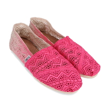 TOMS WOMENS SEASONAL CLASSICS FUSCHIA DIP-DYED CROCHET 10001372画像