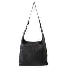 WHOWHAT LEATHER WRAP BAG画像