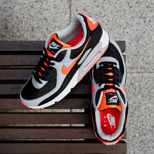 NIKE AIR MAX 90 BLACK/RADIANT RED-WHITE-WOLF GREY CZ4222-001画像