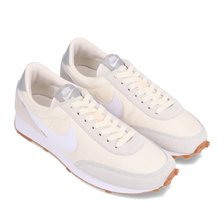 NIKE W DBREAK SUMMIT WHITE/WHITE-PALE IVORY CK2351-101画像
