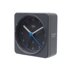 Fragment Design &times; BRAUN Analogue Alarm Clock GRAY画像