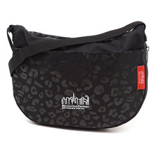 Manhattan Portage Columbus Circle Shoulder Bag Leopard 2020 BLACK MP6053PDLEO20画像