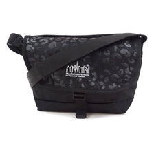 Manhattan Portage Casual Messenger Bag JRS Leopard 2020 BLACK MP1605JRSPDLEO20画像