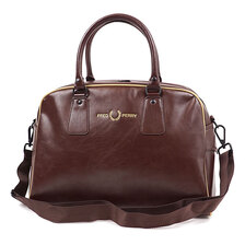 FRED PERRY REFINED PU GRIP BAG L9247-D33画像