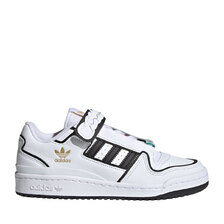 adidas FORUM PLUS W FOOTWEAR WHITE/CORE BLACK/FROZEN GREEN FY5223画像