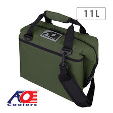 AO Coolers 12パック キャンバス ソフトクーラー カーキ AO12OL画像