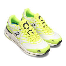 On Cloudnova Z5 Neon/White 26-99094画像