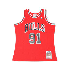 Mitchell & Ness Swingman Jersey Chicago Bulls Road 1997-98 Dennis Rodman SCARLET SMJYGS18154-CBU画像