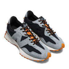 new balance MS327RE1 BLACK画像