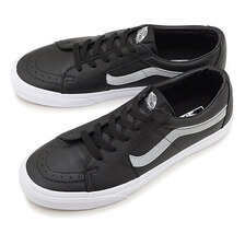 VANS REFLECTIVE SK8-LOW BLACK/TRUE WHITE VN0A4UUKSIG画像