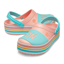 crocs Crocband&trade; platform bold color clog melon 205699-737画像