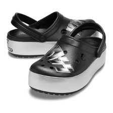 crocs Crocband&trade; platform kiss&trade; clog black/silver 205724-067画像