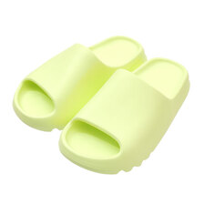adidas YEEZY SLIDE GLOW GREEN GX6138画像