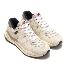 new balance M5740CD1 BEIGE画像